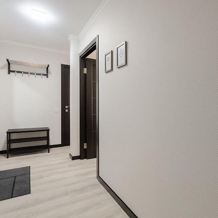 Artal Apartment On Obolonskaya Square 1 Kiev Exterior foto