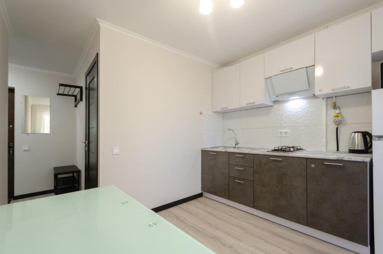 Artal Apartment On Obolonskaya Square 1 Kiev Exterior foto